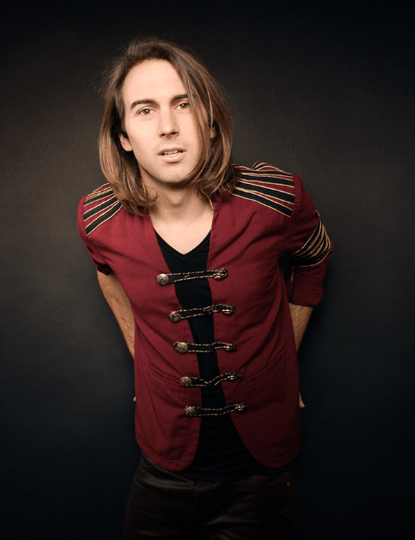 marcus monroe comedic juggler